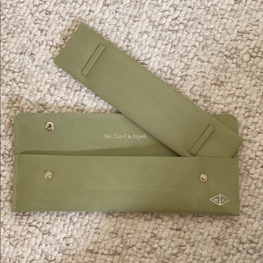 Van Cleef bracelet pouch